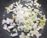 Foto del paso 2 de la receta Macarrones con todas las verduras que había en casa