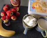 A picture of step 1 of Strawberry Banana smoothie.