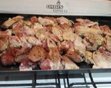 Foto del paso 1 de la receta: Pollo con vegetales en la planchetta