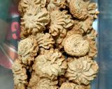 Foto langkah ke 9 dari resep Kue Kering (Kuker / Cookies) dari Cake Tepung Beras Hitam Gagal.
