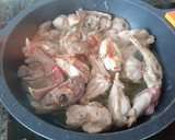 Foto del paso 1 de la receta: Conejo al vino blanco con cebolleta