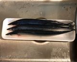 A picture of step 1 of Sanma 🐟 no Shio Yaki with Daikon Oroshi.