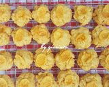 Foto langkah ke 5 dari resep Corn flake cookies.