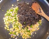 A picture of step 2 of Quesadillas de Huitlacoche with Ricotta.