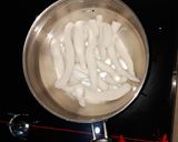 Foto langkah ke 3 dari resep Tteokbokki bumbu sederhana.