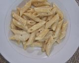 Foto langkah ke 6 dari resep Creamy Garlic Penne Pasta.