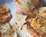 Une image de l'étape 2 de Tournedos lardés à la poire façon Rossini.