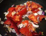 A picture of step 4 of Tomato Chilli Chutney - Quick & Easy Recipe for Idlis.