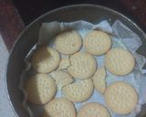 Foto del paso 2 de la receta Tarta fría de galletas, membrillo y queso