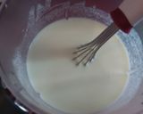 Foto del paso 2 de la receta: Flan de yogur con solo dos ingredientes (sin horno)