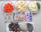 【北海道白醬湯】海鮮白醬牛奶鍋的食譜步驟2照片