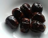 Foto langkah ke 3 dari resep Kurma Keju Lapis Coklat.
