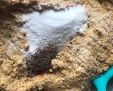 A picture of step 4 of Churma ladoo.