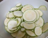 Foto del paso 2 de la receta: Pastel de zuchinis y arvejas