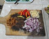 Foto langkah ke 1 dari resep Ikan Sarden Kaleng Bumbu Pedas.