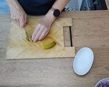 Foto del paso 2 de la receta: Ensalada de patatas, salmón y aguacate