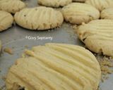 Foto langkah ke 6 dari resep Vanila Chocochip Cookies Gluten Free (ladang lima).