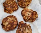 A picture of step 9 of Easy Salmon Cakes.