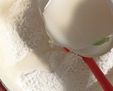 Foto langkah ke 4 dari resep Mochi Mangga マンゴー餅.