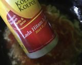 Foto langkah ke 7 dari resep Cumi tepung with black pepper saos.