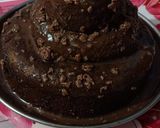 चॉकलेट बिस्कुट केक तीन तल्ला (chocolate biscuit cake tin talla recipe in Hindi) रेसिपी चरण 4 फोटो