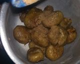 A picture of step 8 of Aloo Tuk (Indian spiced potato fritters).