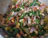 કાજુ અને લીલા લસણ નું શાક (Kaju Green Garlic Shak Recipe In Gujarati) રેસીપી સ્ટેપ4ફોટો