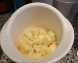 Foto del paso 5 de la receta: Tarta de huevos y manzanas 🍏 al Microondas