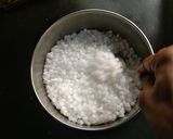 A picture of step 1 of Sabudana Upma.