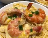A picture of step 7 of Cheesy Baked Tiger Prawns with Yi Mein Noodles.