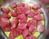 Foto del paso 1 de la receta: Estofado de vacuno con patatas