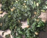 A picture of step 2 of Paneer Makhan Palak.