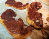Foto del paso 8 de la receta: Crema fría de remolacha y kefir (o yogur) a la hierbabuena, con sal de jamón y tejas de queso