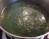Foto del passaggio 3 della ricetta Spaghetti di semola di grano duro, con pesce persico al profumo di finocchietto selvatico e acciuga