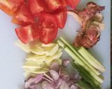 Foto langkah ke 1 dari resep Ikan asin masak asam II.