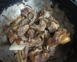A picture of step 5 of Mutton Kabuli Pulao.