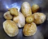 Foto del paso 1 de la receta: Isobe-yaki Potato Mochi (tortitas de papa Japonesas)