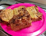 Foto del paso 7 de la receta: Budín de bananas y pera con cubierta crocante de chocolate