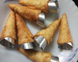 A picture of step 8 of Sweet chana dal cone.