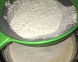 Foto del paso 5 de la receta: Bizcochuelo en lata de dulce