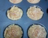 Foto langkah ke 1 dari resep Denver Omelet Cups.