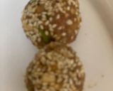 A picture of step 9 of Dates and dry fruits ladoo.