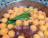 Foto langkah ke 3 dari resep Kolak Biji Salak Ubi Orange.