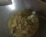 Foto langkah ke 3 dari resep Tumis Bakso Sosis Telur & Sawi Hijau.