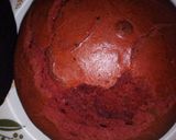 A picture of step 4 of Vanilla and red velvet cake.