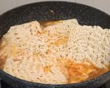 Foto langkah ke 3 dari resep Indomie (Mie Sukses) Nyemek.