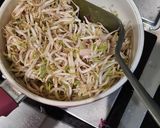 Foto langkah ke 3 dari resep Toge Teri.