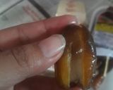 Foto langkah ke 1 dari resep Kurma Keju goreng.