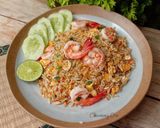 รูปขั้นตอนการทำที่ 5 ของ ข้าวผัดกุ้ง