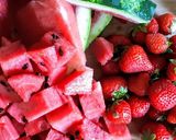 Hình bước làm 2 của món Nước ép DƯA HẤU + DÂU TÂY